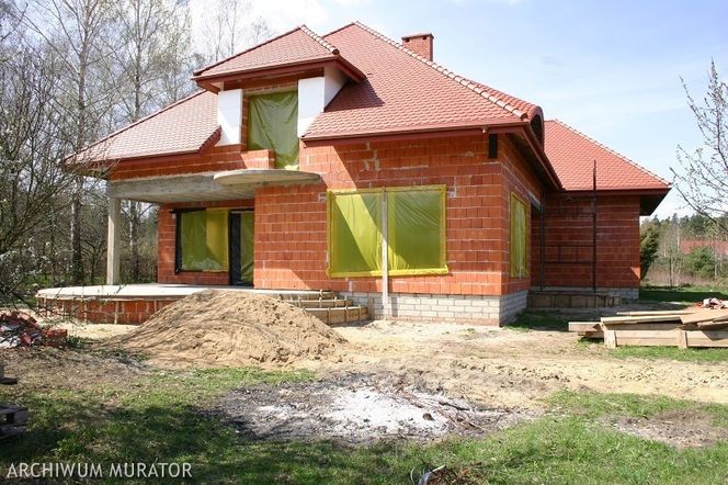 Podniesienie gruntu na działce
