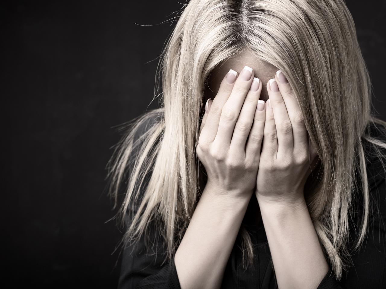 Depresja zimowa. Jakie są objawy depresji zimowej?