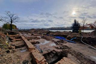 Relikty kompleksu św. Ducha w Toruniu zaatakowane przez deszcz