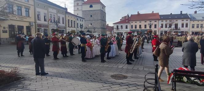 Święto Niepodległości w Żywcu: Obchody 104. rocznicy odzyskania przez Polskę niepodległości