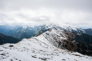 Tragedia w Tatrach: Turysta spadł w przepaść