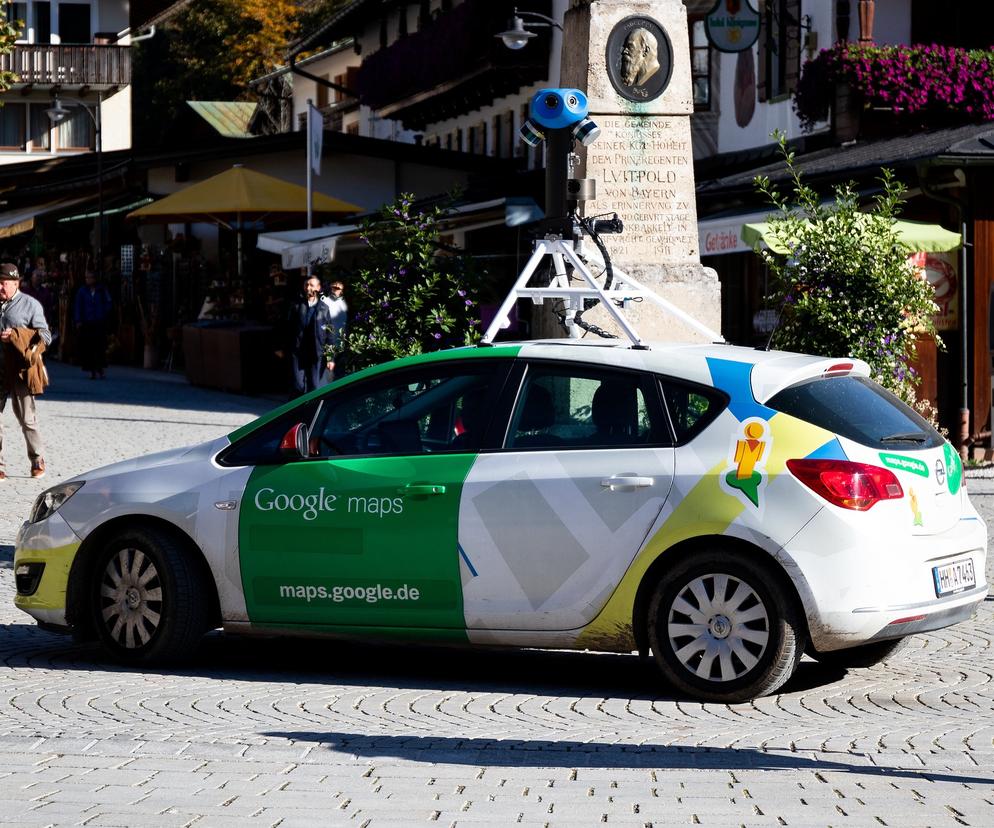 samochód google maps