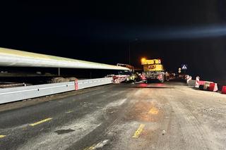 Śmigło wiatraka zahaczyło o wiadukt na S3