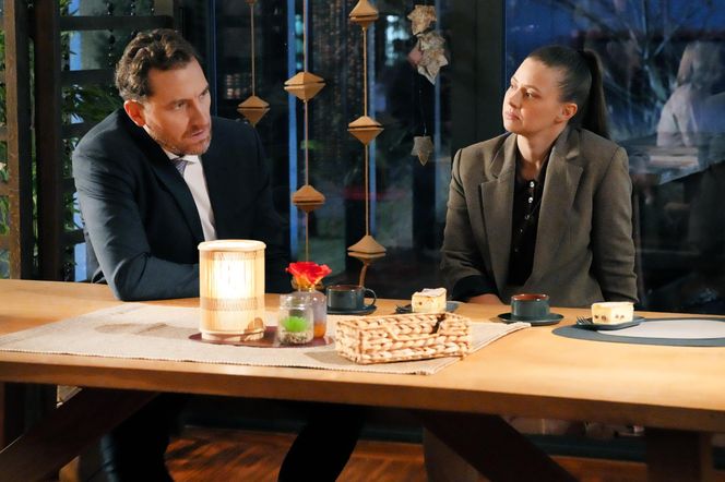 Barwy szczęścia, odc. 3176. Gabrysia (Marta Juras), Szczepan (Robert Gulaczyk)