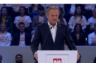 Tusk mocno: To chwila historyczna. Będą rozstrzygały się losy ojczyzny