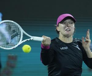 WTA Dubaj: O której gra Iga Świątek dzisiaj półfinał z Anną Kalinską? Kiedy gra Iga Świątek w półfinale?