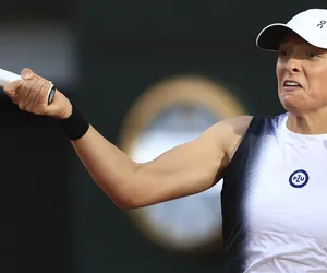 Iga Świątek - Coco Gauff RELACJA NA ŻYWO Polka walczy w ćwierćfinale Roland Garros Iga Świątek - Gauff WYNIK NA ŻYWO