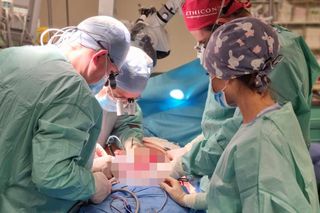 Pierwszy zabieg z użyciem robota Symani