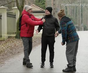 M jak miłość, odcinek 1804: Wiesiek (Marcin Zarzeczny), Adam Werner (Jacek Kopczyński), biegacz