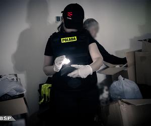 Rozbicie międzynarodowego gangu handlującego m.in. sterydami
