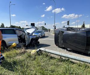 Potworny wypadek pod Legionowem, troje dzieci w szpitalu