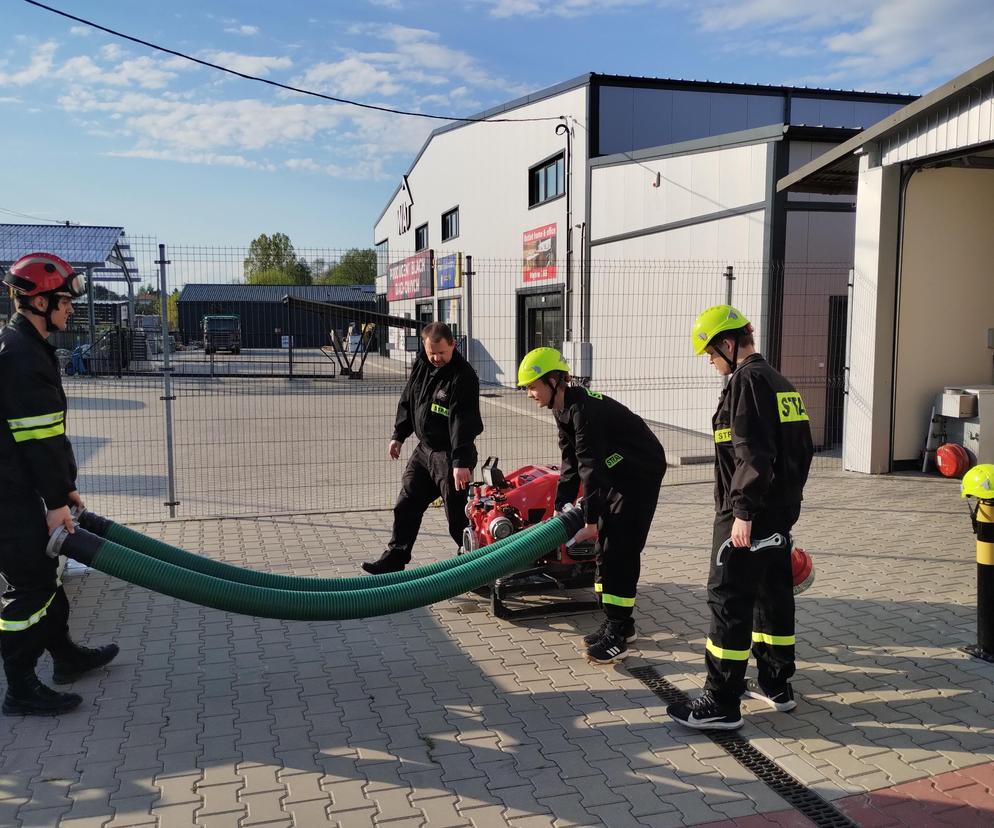Zajęcia Młodzieżowej Drużyny Pożarniczej przy OSP w Mętowie