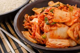 Kimchi - właściwości i przepis. Jak zrobić kimchi w domu?
