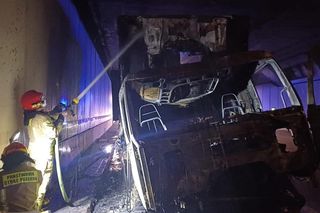 Pożar w tunelu POW w Warszawie. Płonąca ciężarówka sparaliżowała ruch na kilka godzin