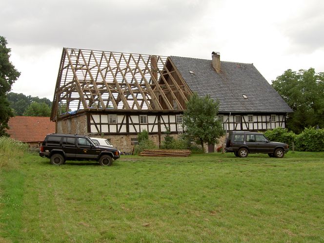 Remont domu szachulcowego w Płóczkach Górnych (Dolny Śląsk)