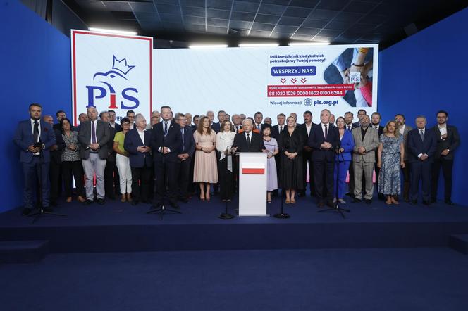  Konferencja PiS po decyzji PKW