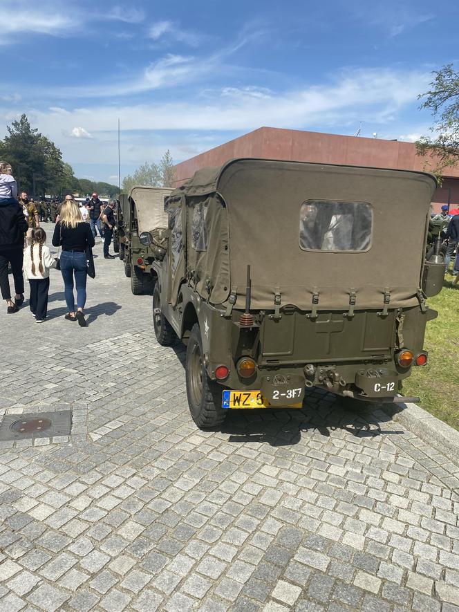 Piknik historyczny przy Muzeum Wojska Polskiego