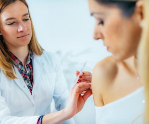 Szczepienie na grypę. Dlaczego w tym roku jest konieczne? 