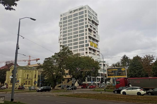 Dawny wieżowiec TVP zmienił się w apartamentowiec Sky Garden