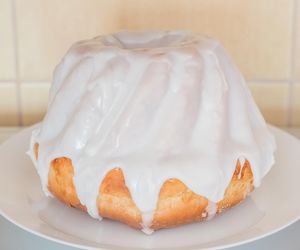 Na Wielkanoc nie robię zwykłej babki. Ta polewa sprawia, że jest ona niezapomniana