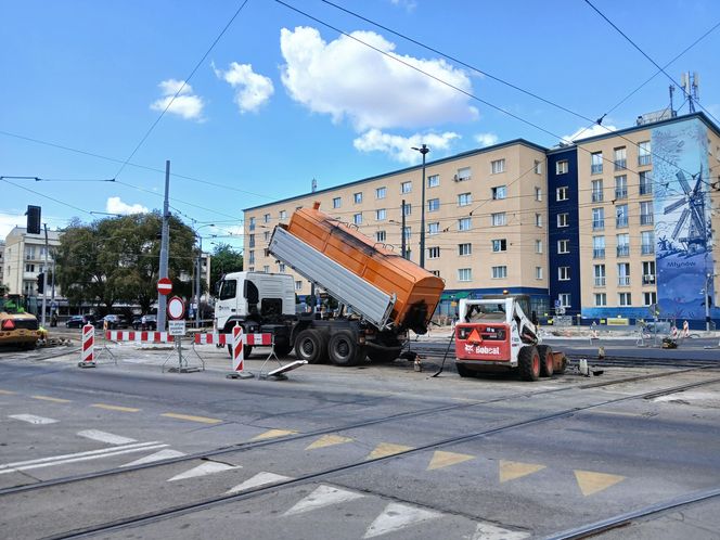 Przebudowa skrzyżowania Młynarskiej z Wolską i aleją „Solidarności” w Warszawie