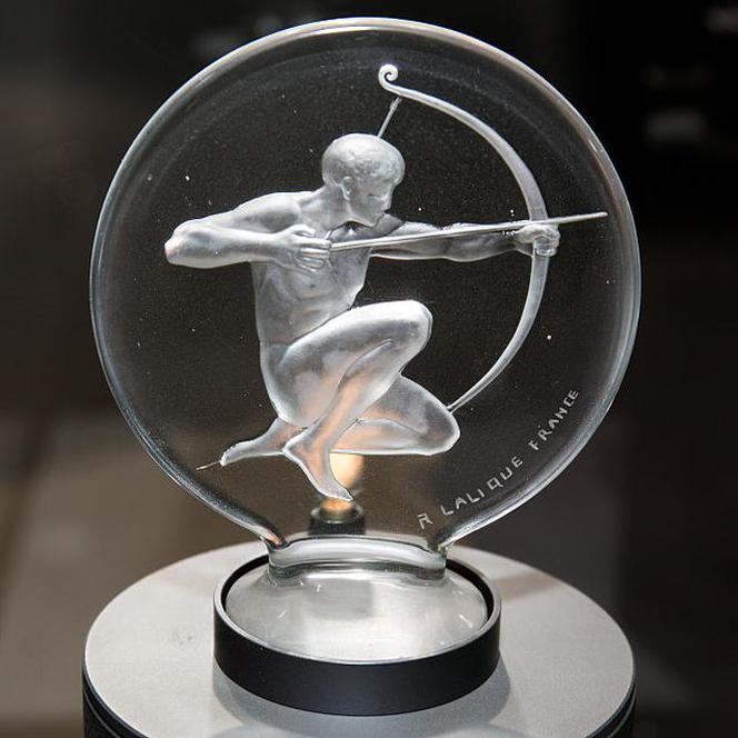 Art deco – figurka łucznika, szkło Lalique'a