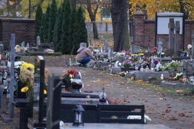 Tak wyglądają groby zasłużonych bydgoszczan. Wśród nich wybitny aktor 