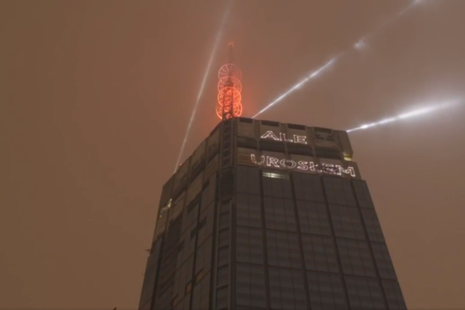 Varso Tower rozbłysnął światłami. Wyjątkowy pokaz w centrum Warszawy