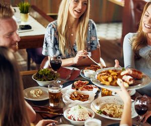 Kardiolodzy unikają tych 3 produktów jak ognia. Polacy je kochają