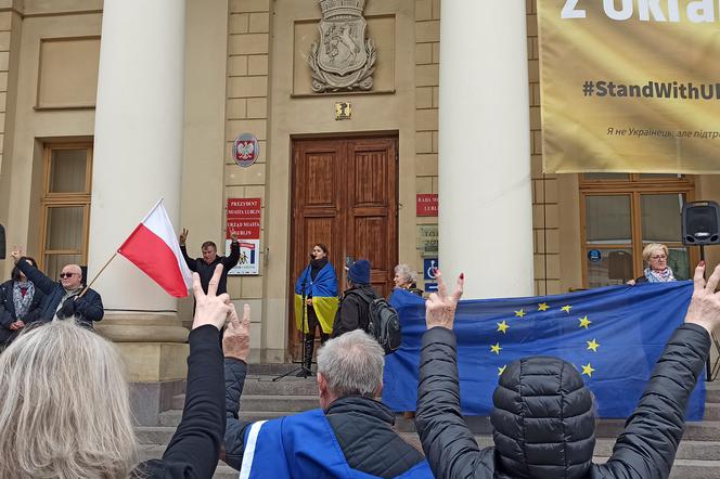 Wspólne śpiewanie Ody do wolności dla Ukrainy