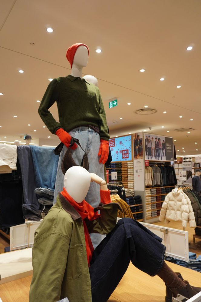 Sklep UNIQLO przy Marszałkowskiej w Warszawie po remoncie 10.2025