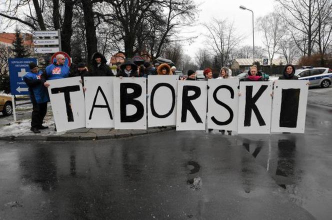 Pikieta w Urzędzie Marszałkowskim