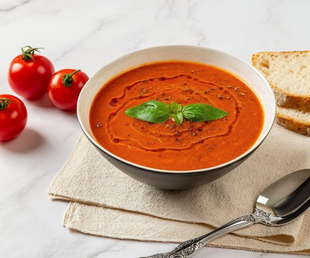zupa pomidorowa z lanymi kluskami