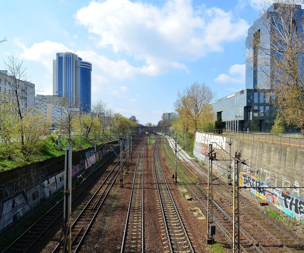 Ruszył remont linii średnicowej. Kogo dotkną utrudnienia?