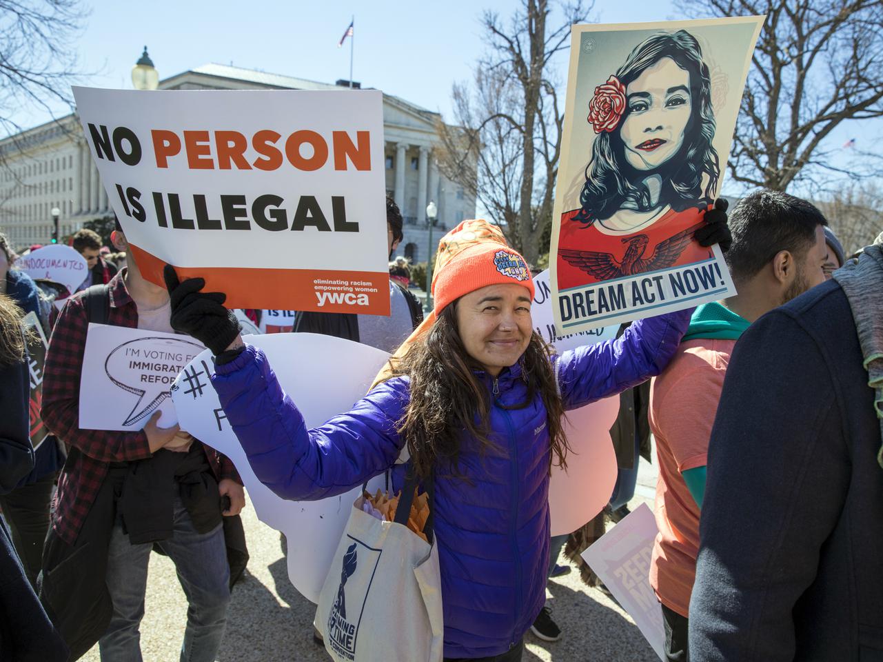 Pod sąd za ostrzeganie przed ICE