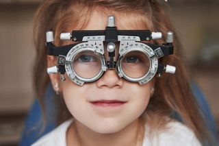 Dieta a wzrok dziecka. Jakie tłuszcze chronią przed krótkowzrocznością?