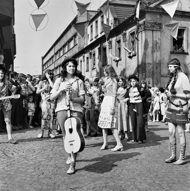 Pochód gwarkowski w latach 60. i 70.  Ale stroje! 