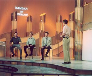 Randka w ciemno. Fenomen miłości zza parawanu