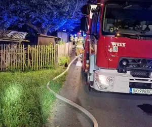 Pożar stodoły w Goczałkowicach-Zdroju. Spłonęły zwierzęta i maszyny rolnicze