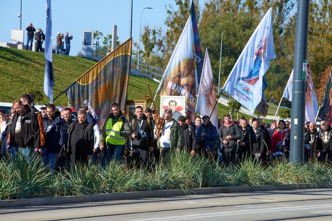 Wojownicy Maryi przeszli ulicami Olsztyna