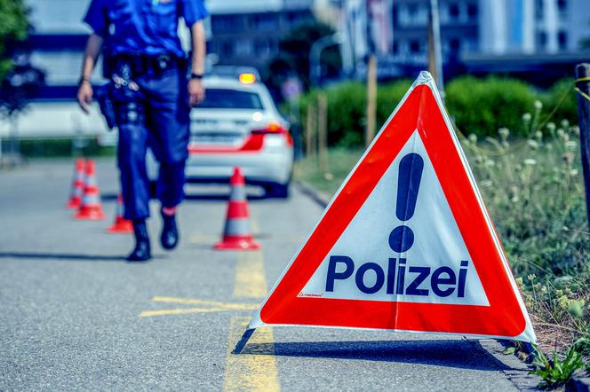 Jedziesz do Niemiec? Policjanci karzą za robienie zdjęć wypadkom. Niemiecki policjant: Chcesz zobaczyć zabitego człowieka?