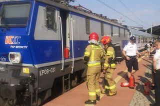 Groźny incydent na dworcu w Katowicach. W lokomotywie wybuchł pożar