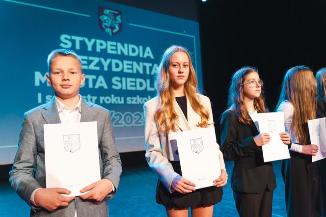 Blisko 700 najzdolniejszych siedleckich uczniów z nagrodami za dokonania w nauce!