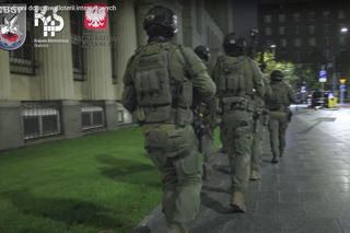 Tak wyglądało zatrzymanie Buddy w warszawskim hotelu. Służby pokazały mocne nagranie