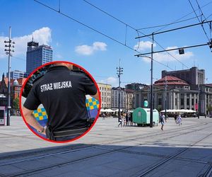 Policjant zaparkował prywatnym samochodem na rynku w Katowicach