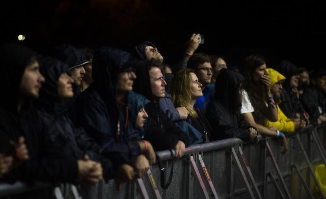 Tłumy na piątkowych koncertach podczas OFF Festivalu