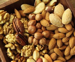 Dieta na myślenie i dobrą pamięć: co jeść, by poprawić pracę mózgu