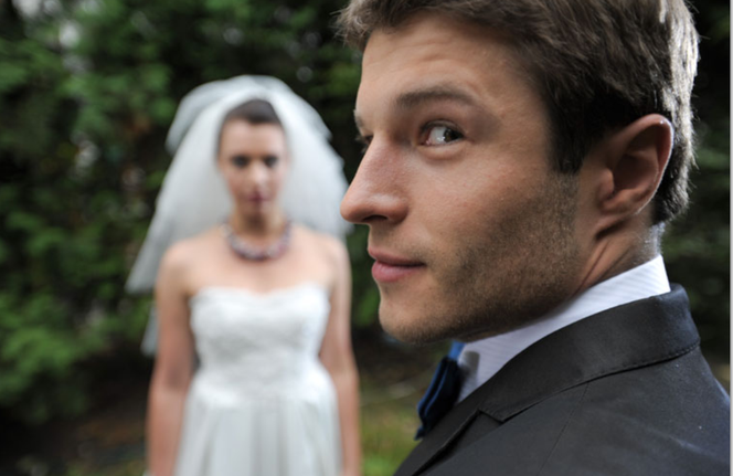 BrzydUla. Ula (Julia Kamińska), Piotr (Maciej Brzoska)