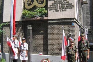 Wczoraj i dziś - spot z okazji 70 rocznicy wybuchu Powstania Warszawskiego
