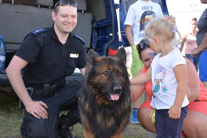 Policjanci pożegnali kolegę z pracy. Ulubieniec dzieci przeszedł na emeryturę